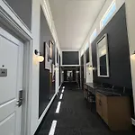 Hollywood Le Bon Hotel